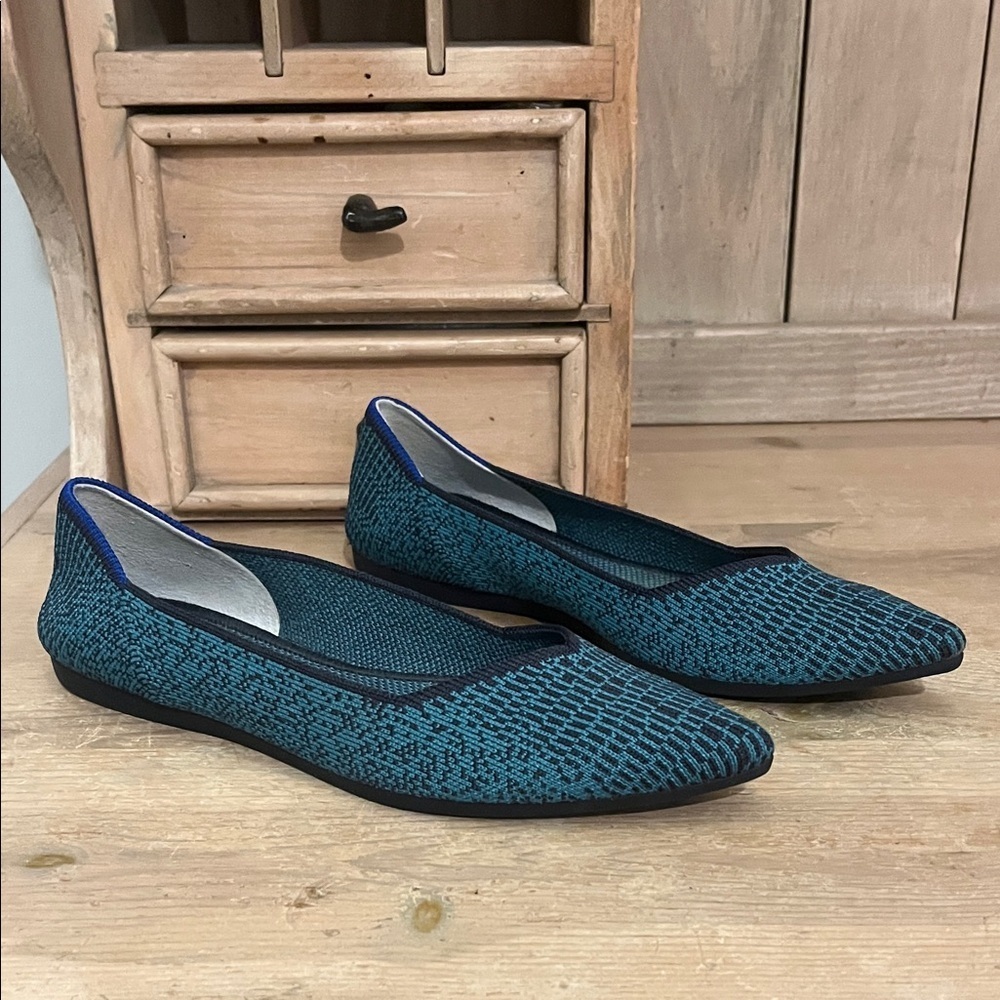 Rothyβs The Point Ballet Flats in Spruce Python Slip-On Size 5.5